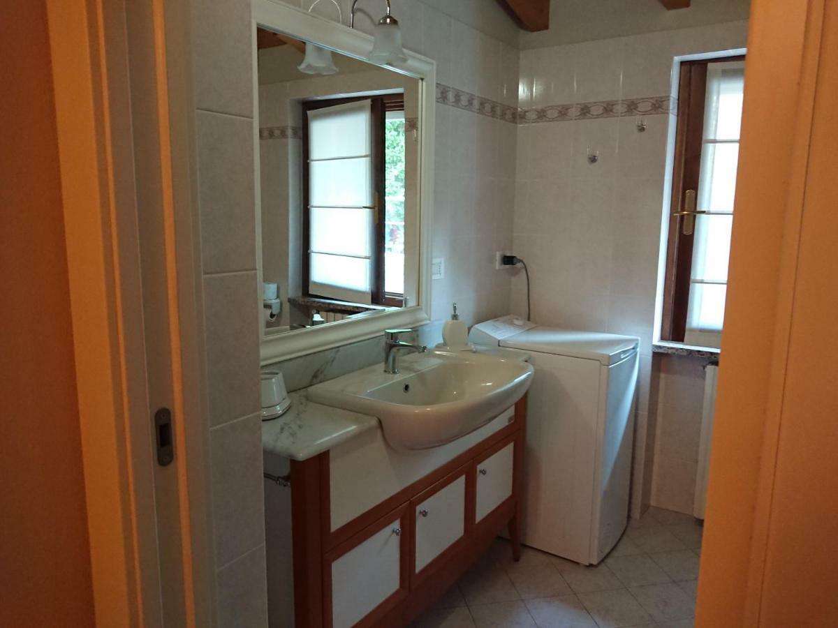 Apartamento Il Carpino Bianco Bilocale Puegnago sul Garda Exterior foto