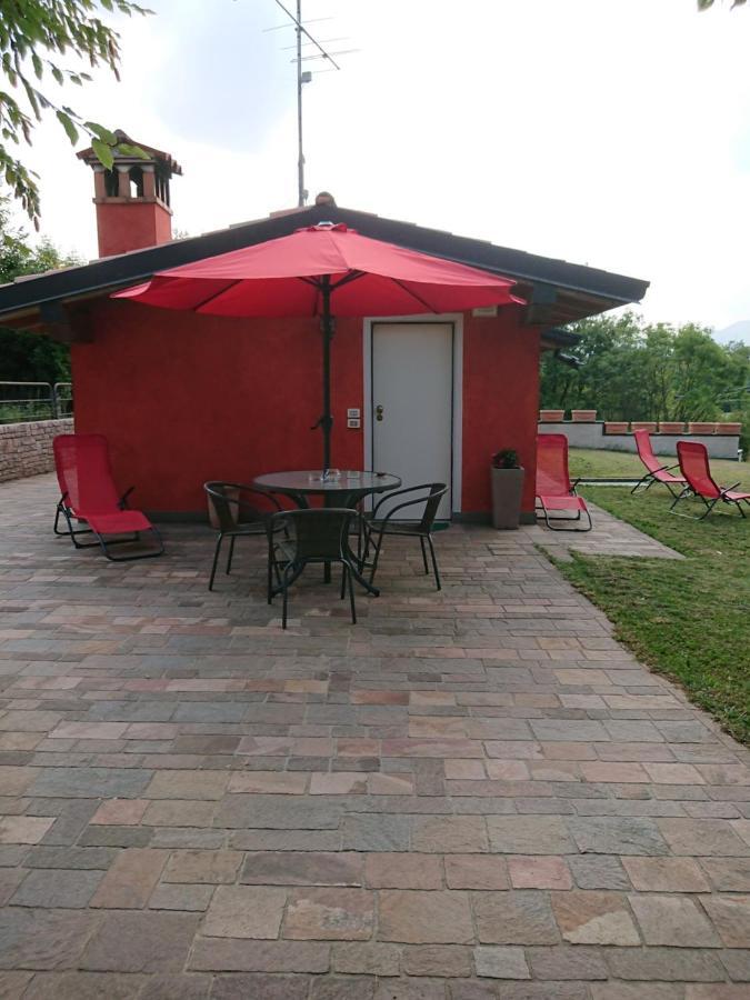 Apartamento Il Carpino Bianco Bilocale Puegnago sul Garda Exterior foto